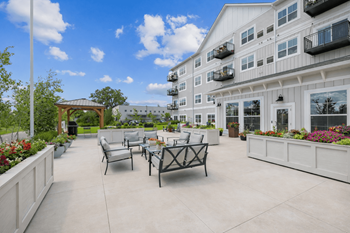 The hendrickson outdoor bbq courtyard